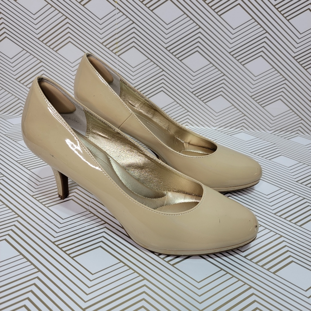 Kelly & Katie Isabel Nude Tan Beige Patent Classic Pump Heels Women’s Size 11M. - Picture 1 of 10